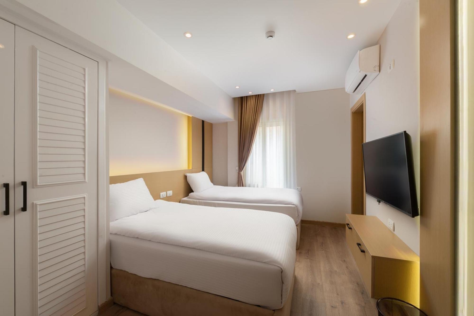 Elegance Grand City Hotel Kairo Bagian luar foto